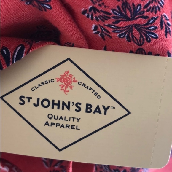 NWT St. John’s Bay Cold Shoulder Top‎ - Picture 5 of 8